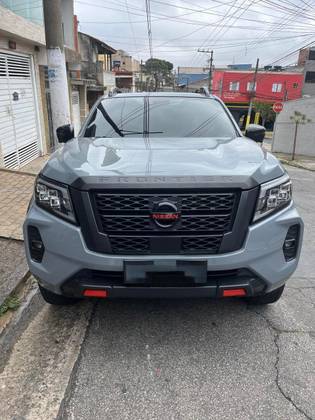 NISSAN FRONTIER 2.3 16V TURBO DIESEL PRO4X CD 4X4 AUTOMÁTICO